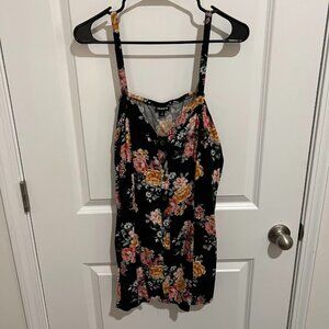 Torrid Size 1 Floral Strappy Tank